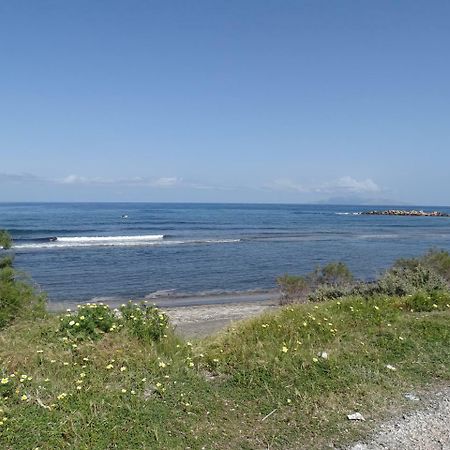 Nama Beach House Monolithos  Exterior photo