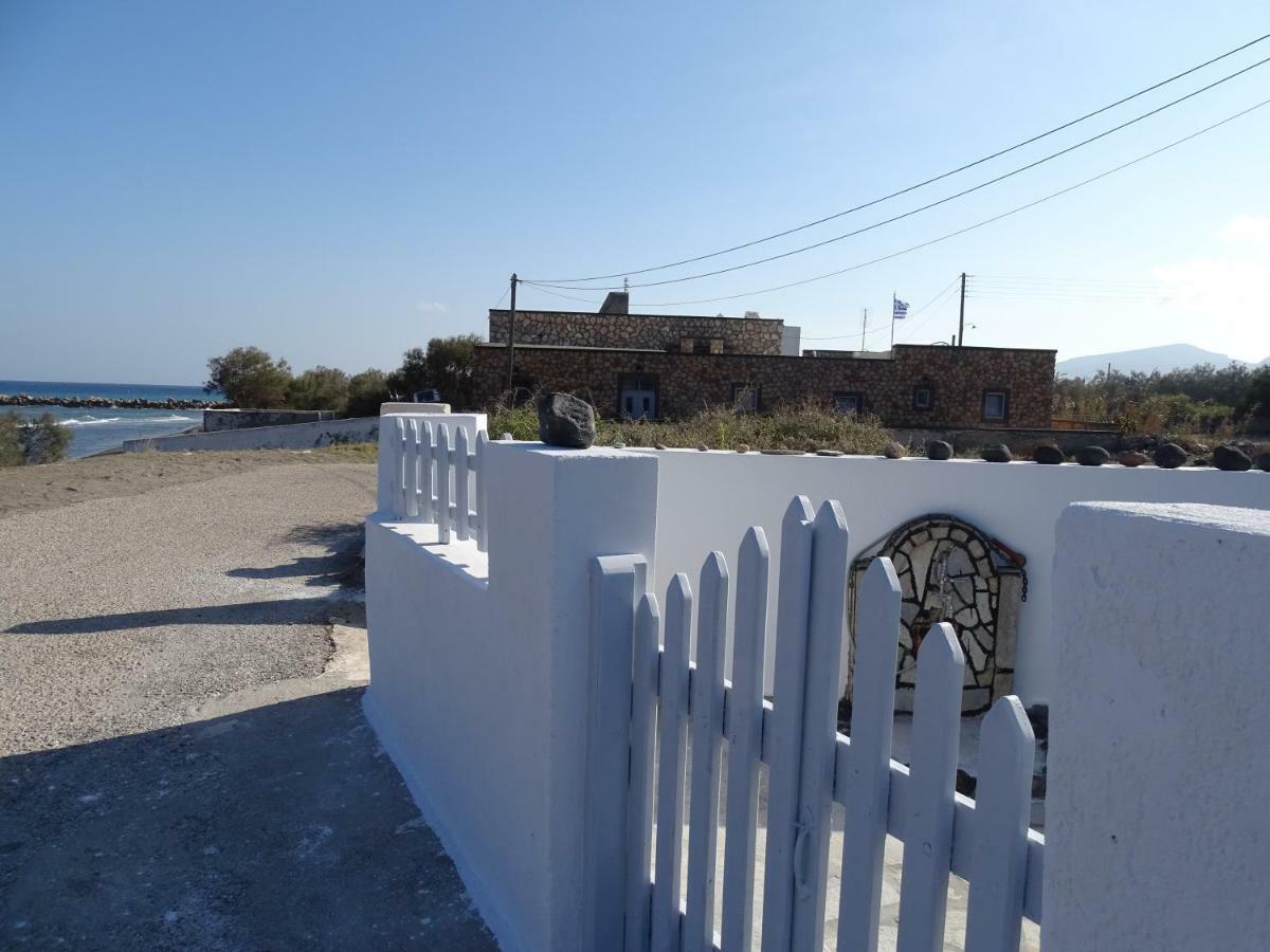 Nama Beach House Monolithos  Exterior photo